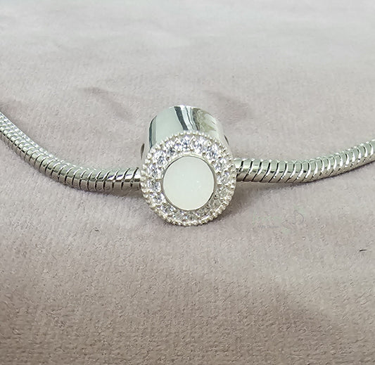 Breastmilk Jewellery: A Beautiful Way to Treasure Your Feeding Journey
