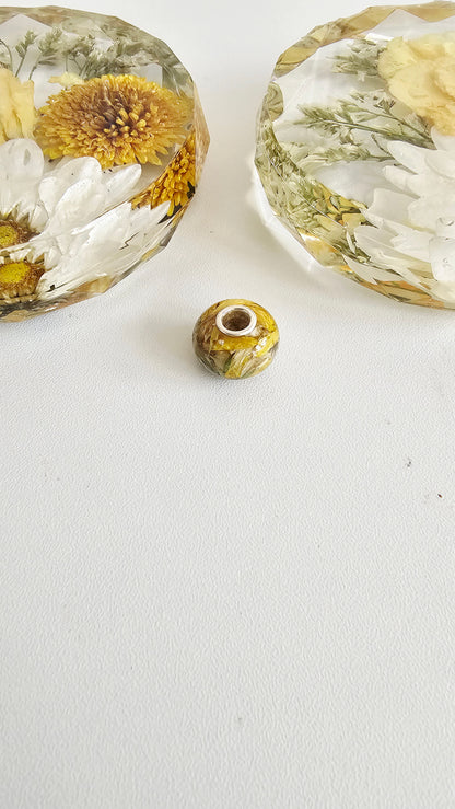 Wedding Flower Preservation Bead Charm – Personalised Resin Floral Pandora Bracelet UK