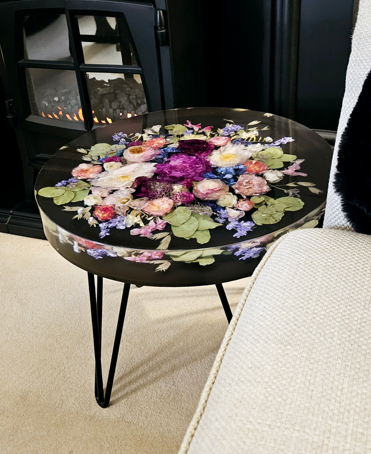 Resin Flower Preservation Coffee Table – Wedding & Funeral Keepsake UK