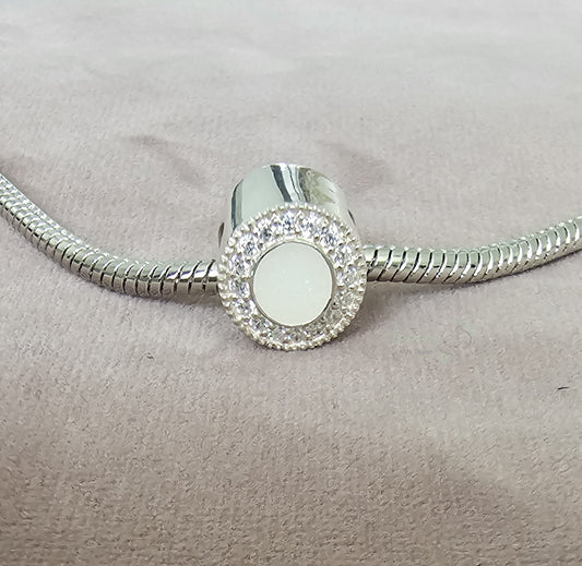 Breastmilk Jewellery UK – Sterling Silver Round Breastmilk Charm New Mum Gift