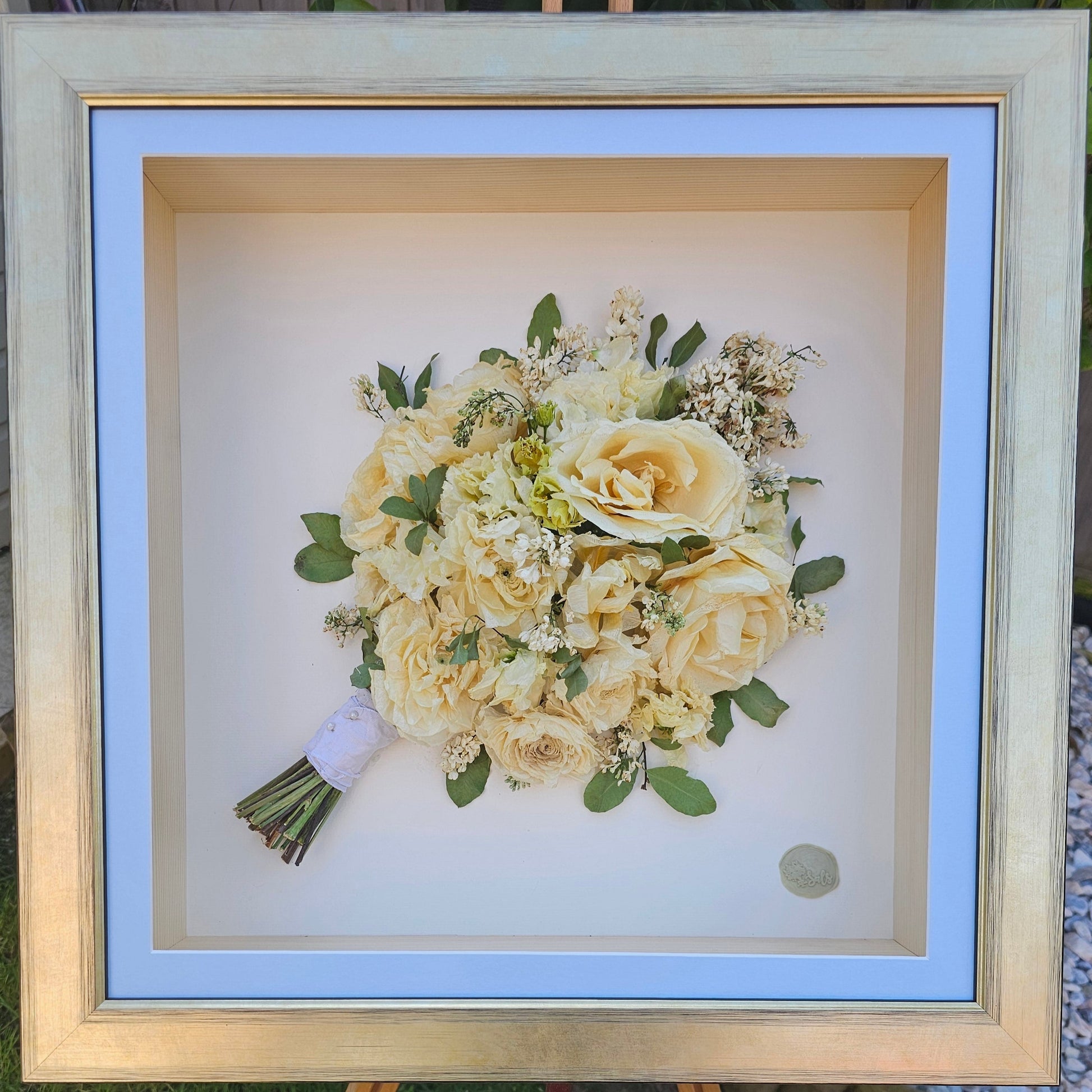 3D box frame wedding bouquet preservation UK